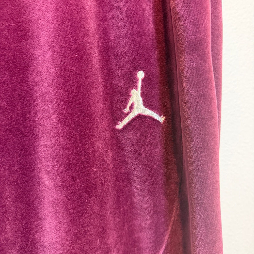 Air Jordan Velour Jogger Pants Burgundy/Jumpman Logo size Medium - Picture 3 of 4